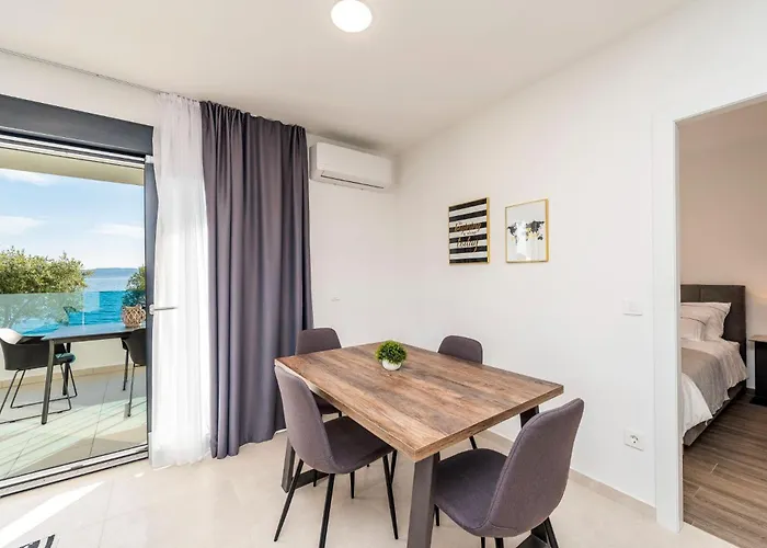 Beachfront Apartman Bibinje