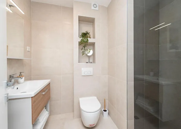 Beachfront Apartman *