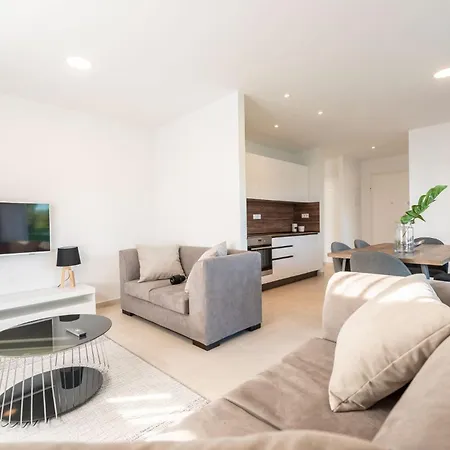 Apartment Beachfront