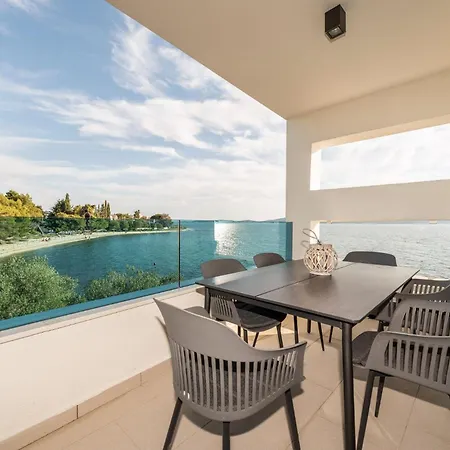 Апартаменты Beachfront *