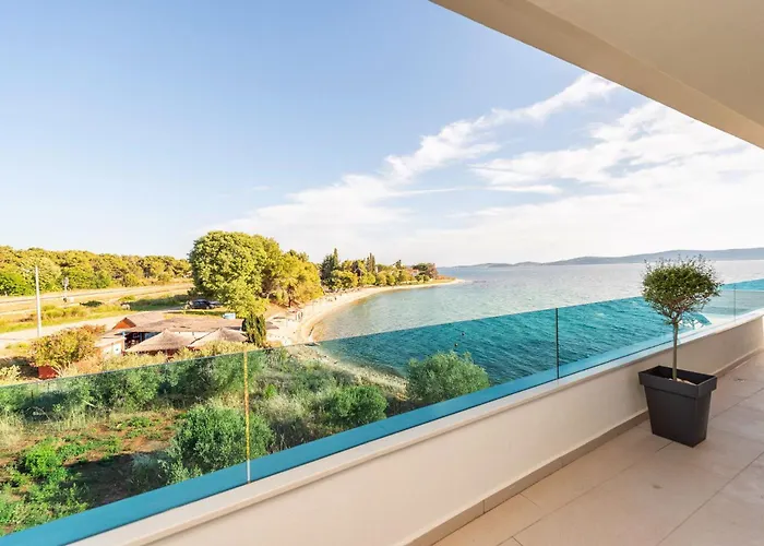 Beachfront شقة بيبينيا