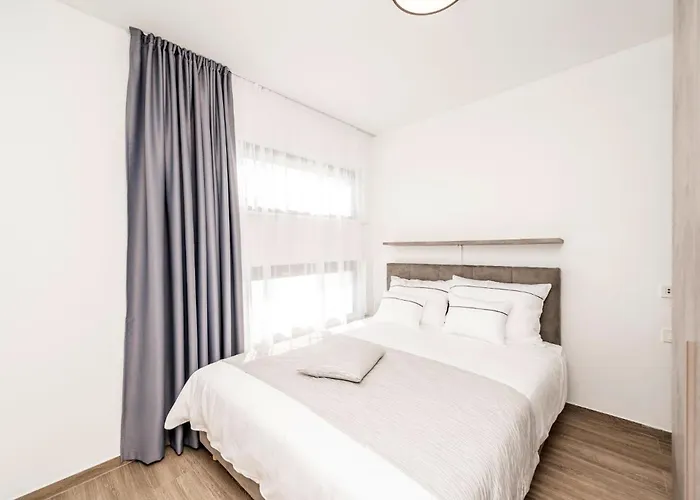 Beachfront شقة بيبينيا