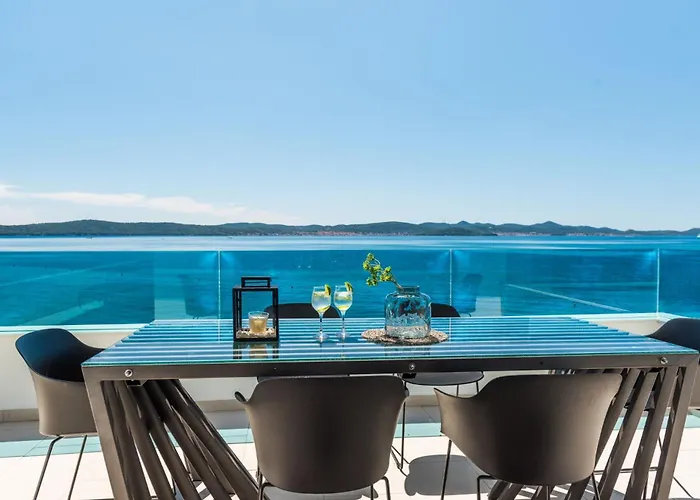 Beachfront * بيبينيا