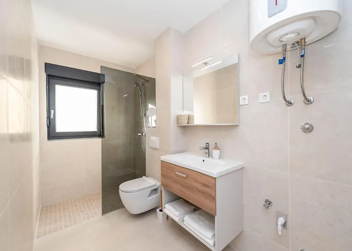 Beachfront شقة بيبينيا